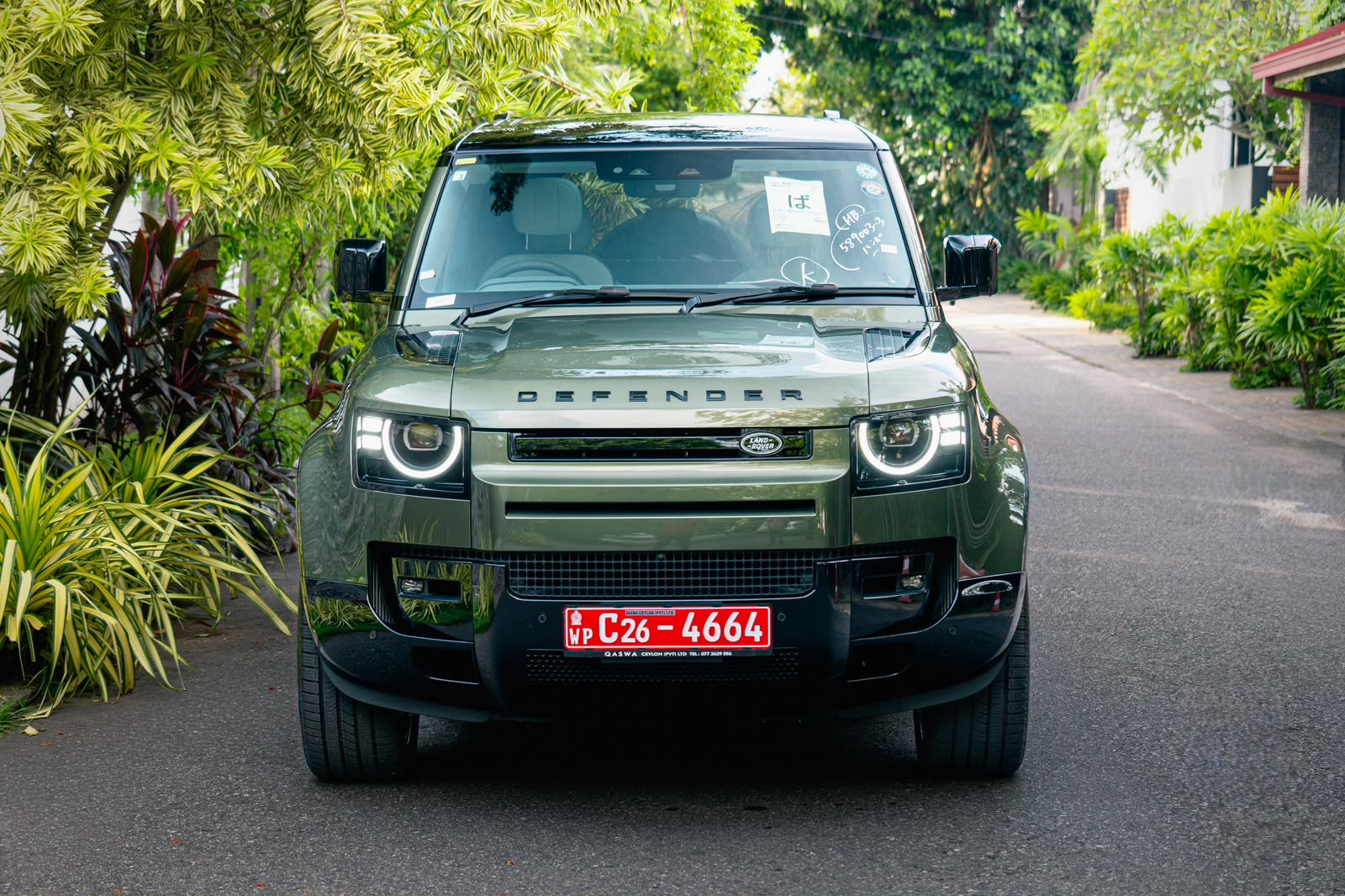 LAND ROVER DEFENDER 2026
